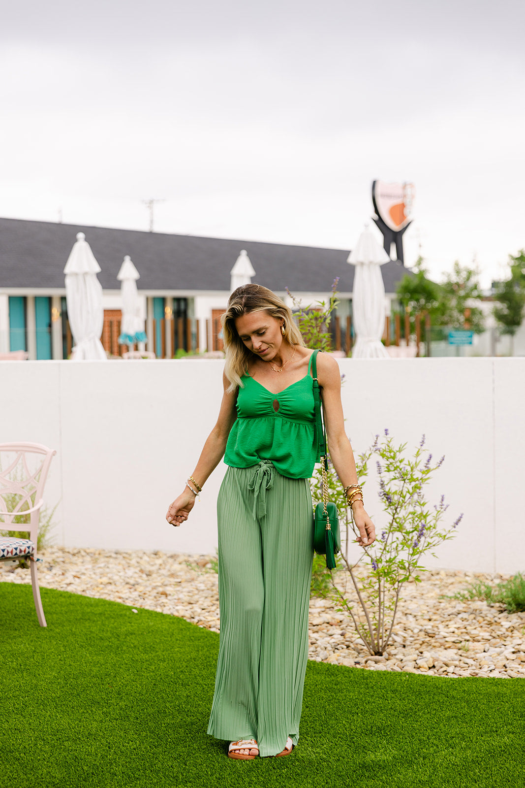The Casual Cowgirl Pant in Sage