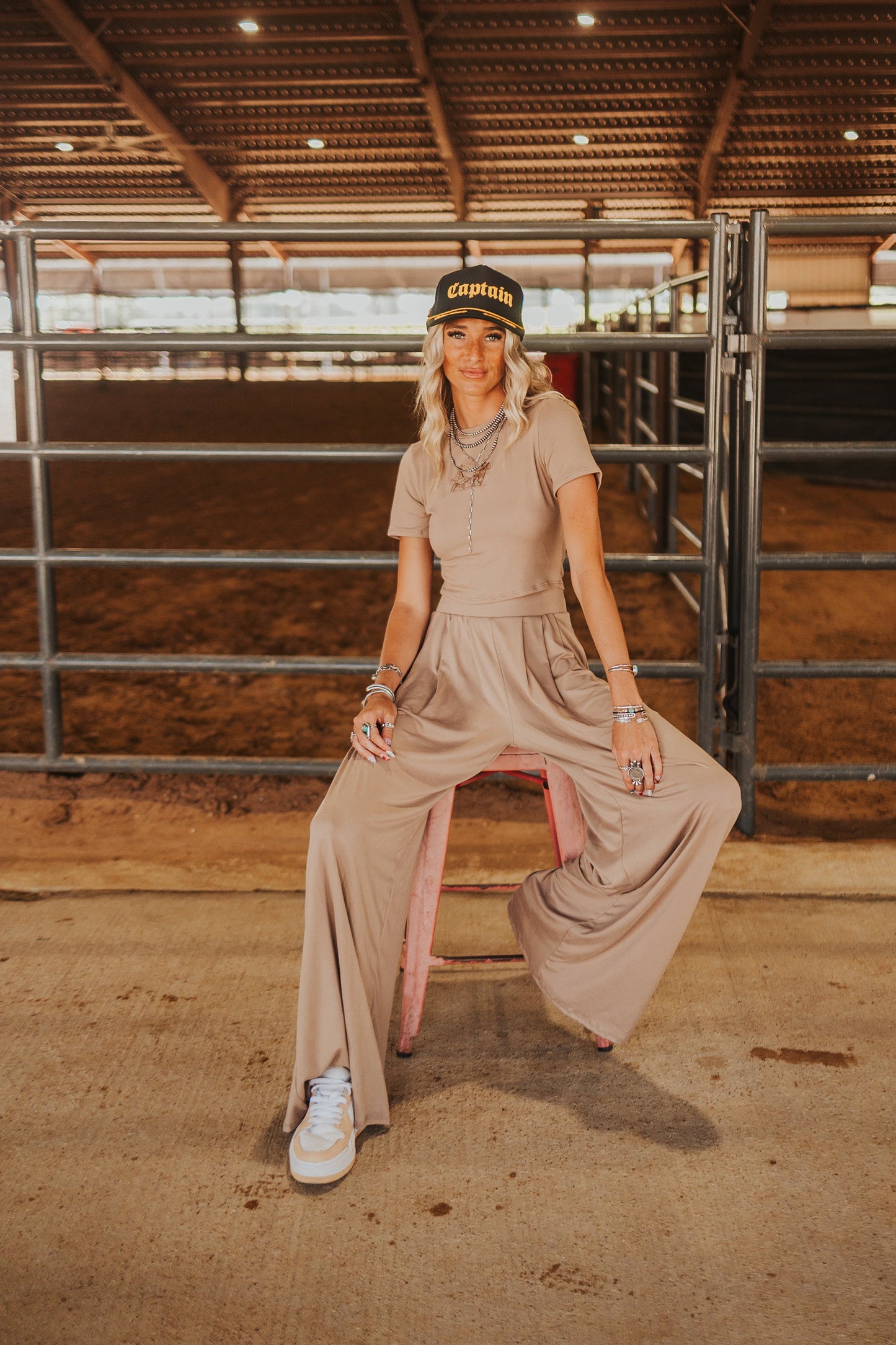 The Team Roper Set in Tan