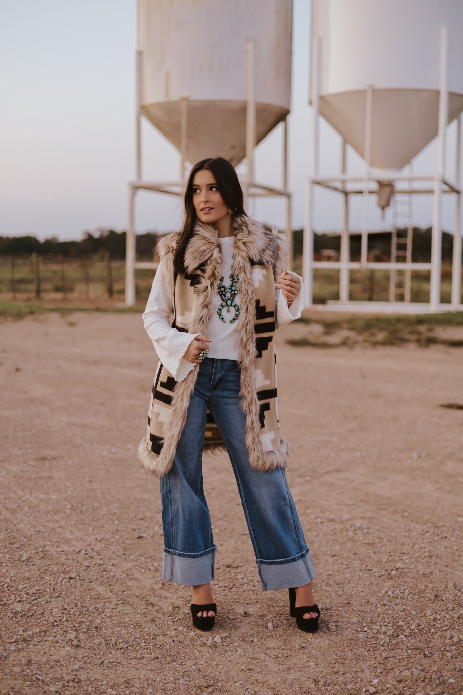 The Fiona Jeans in Dark Wash
