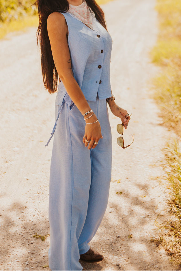 The Rio Linen Set in Blue