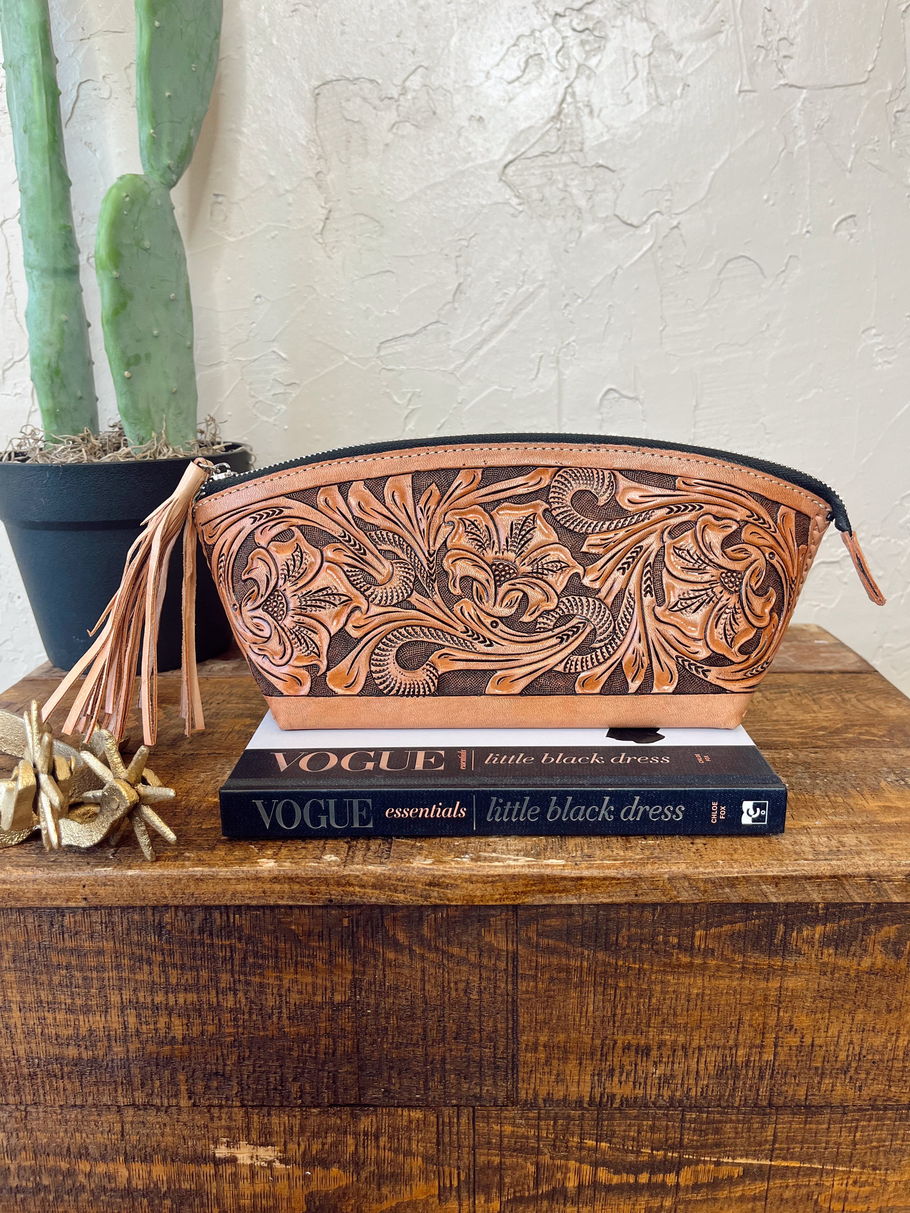 Que Chula Cosmetica Bag