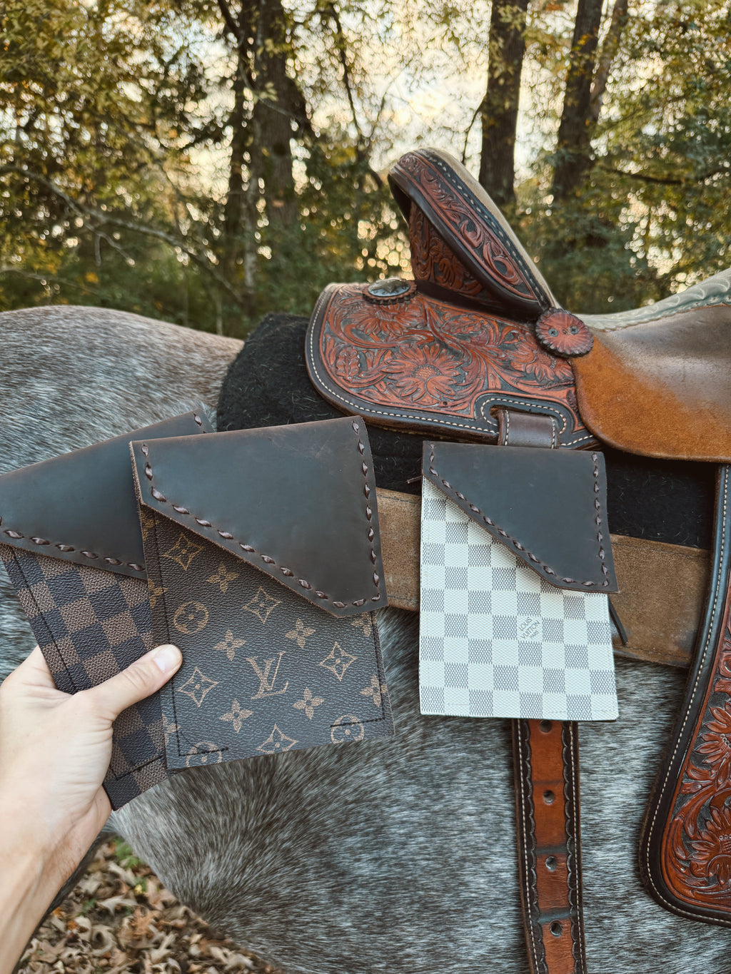 The Luxe Saddle Phone Holder