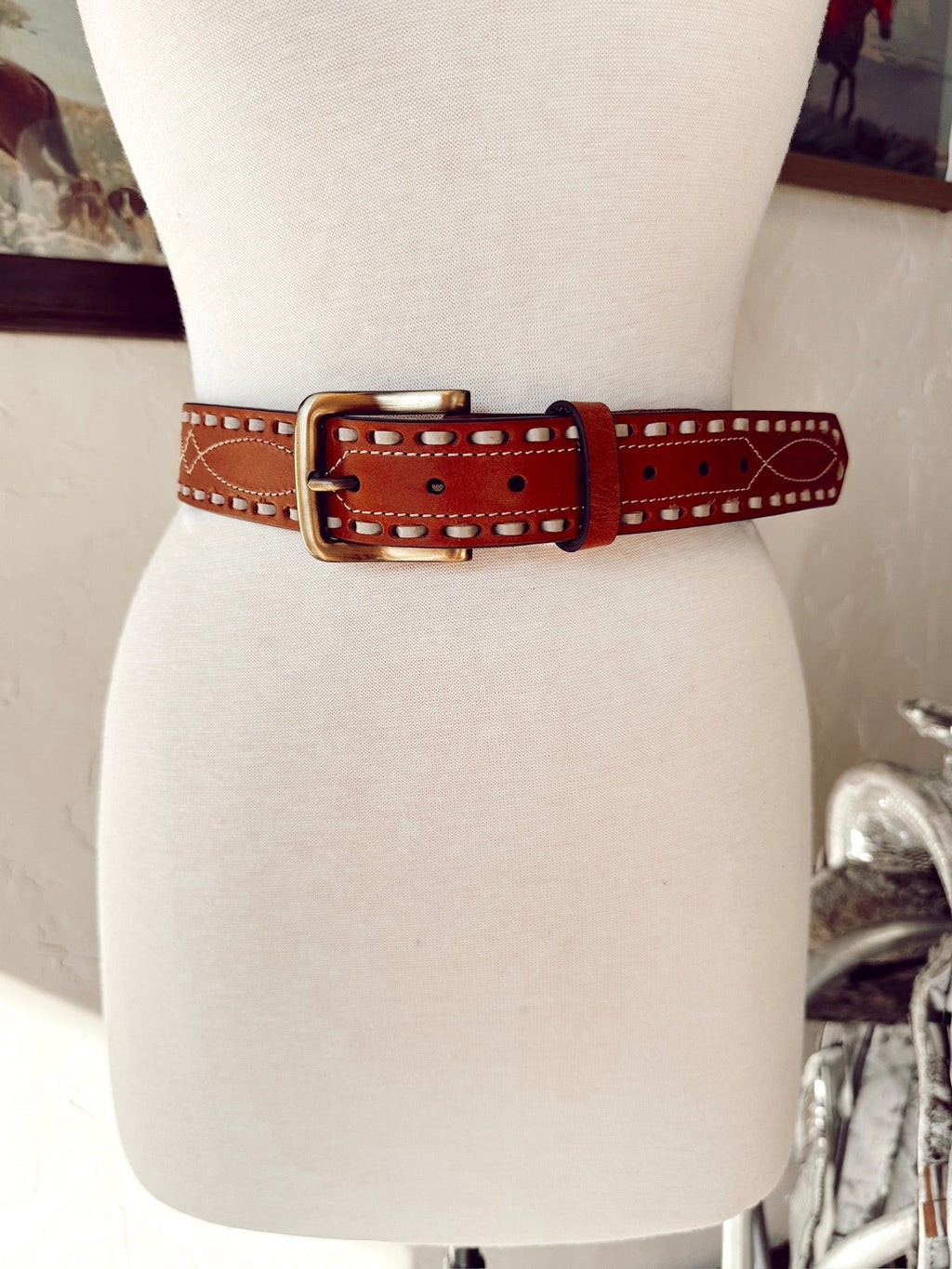 The Classic Buckstitch Belt in Brown LARGE