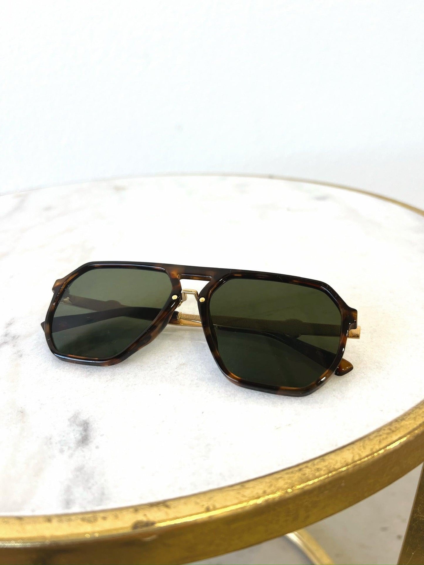 The Thin Frame Sunglasses