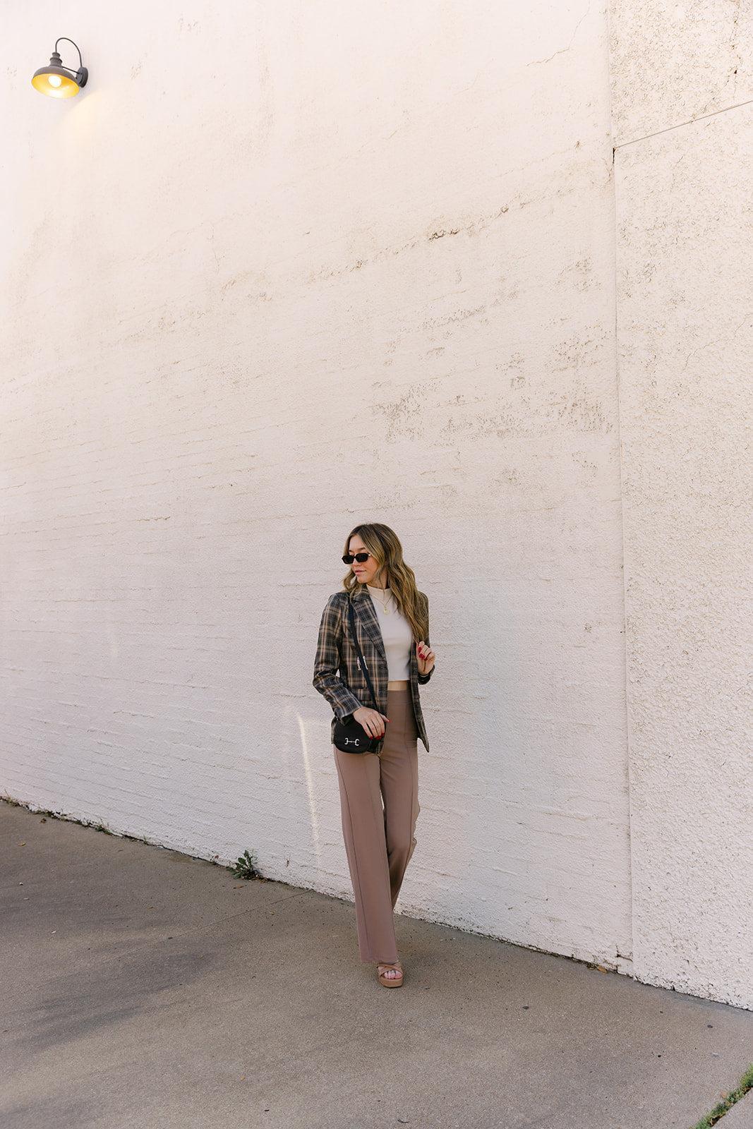 The Zoey Stretch Trouser in Taupe