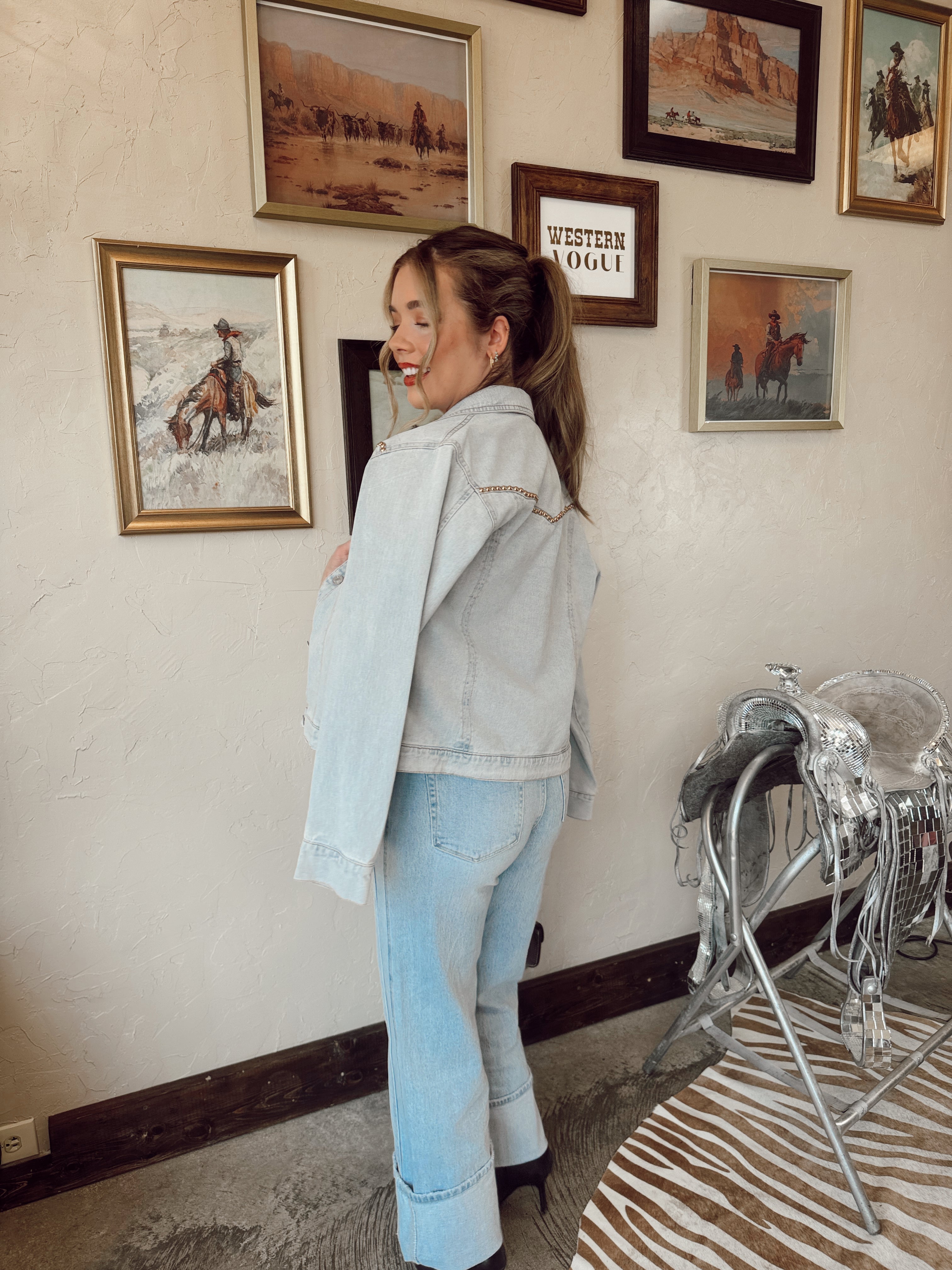The Fiona Jeans in Light Wash