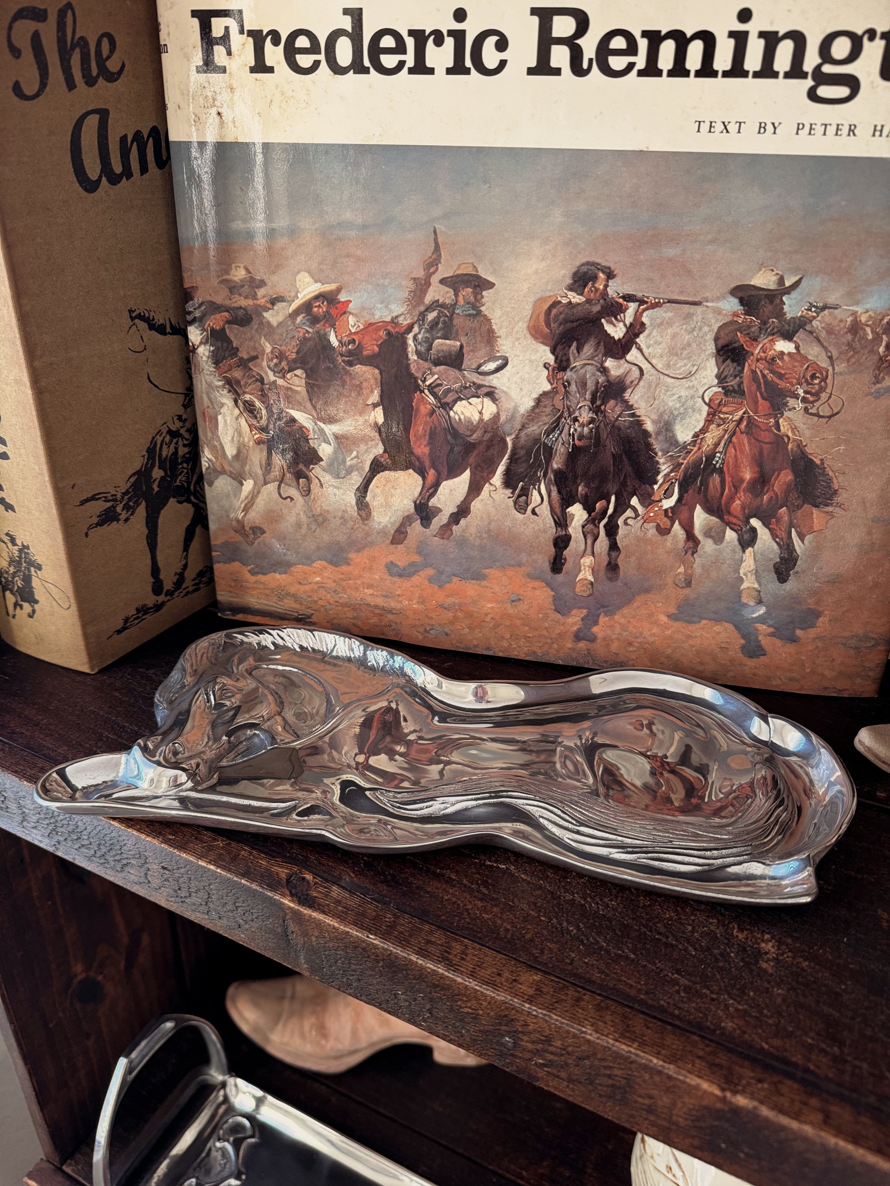 The Horse Tray
