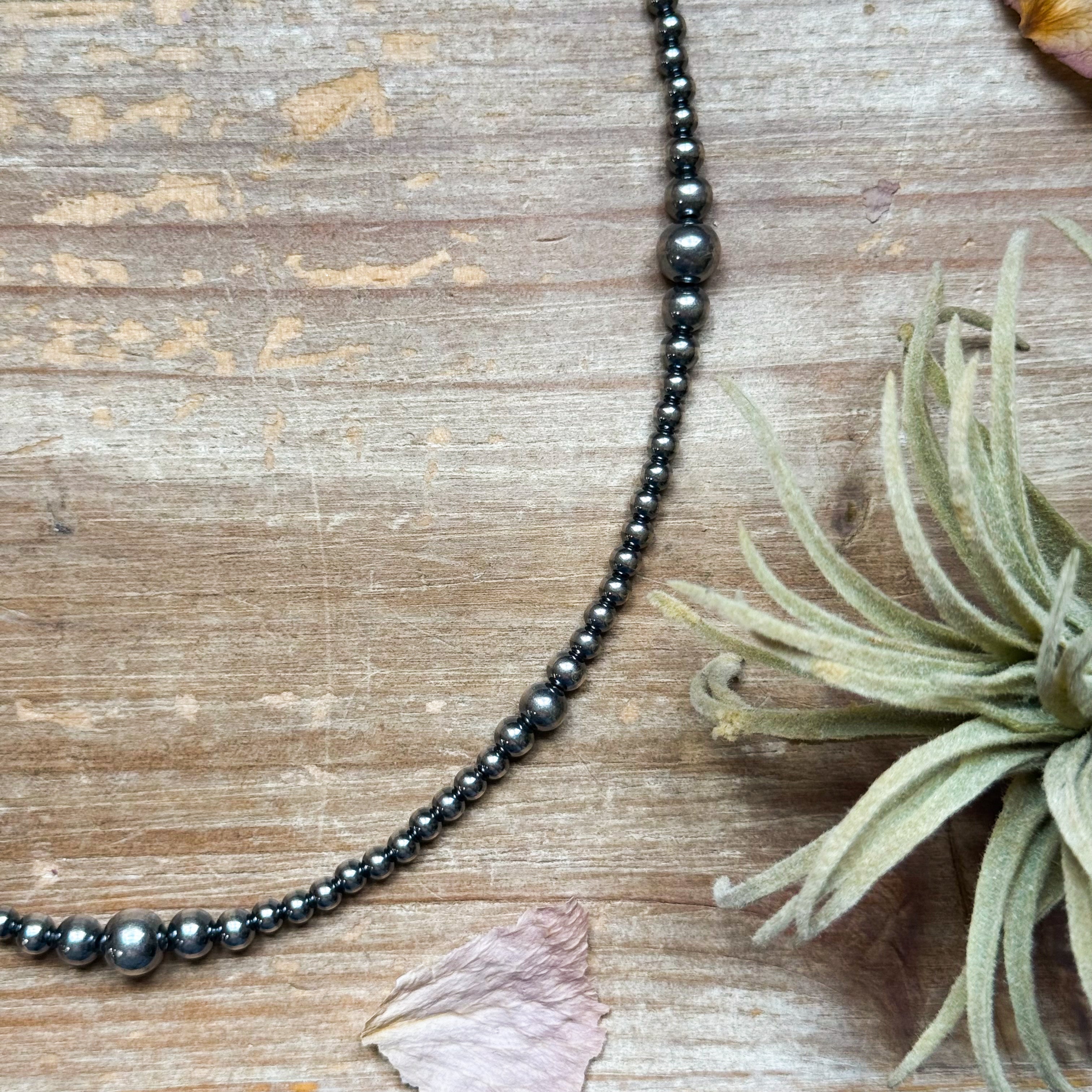 Sterling Silver Graduated Pearl Necklace – 22"