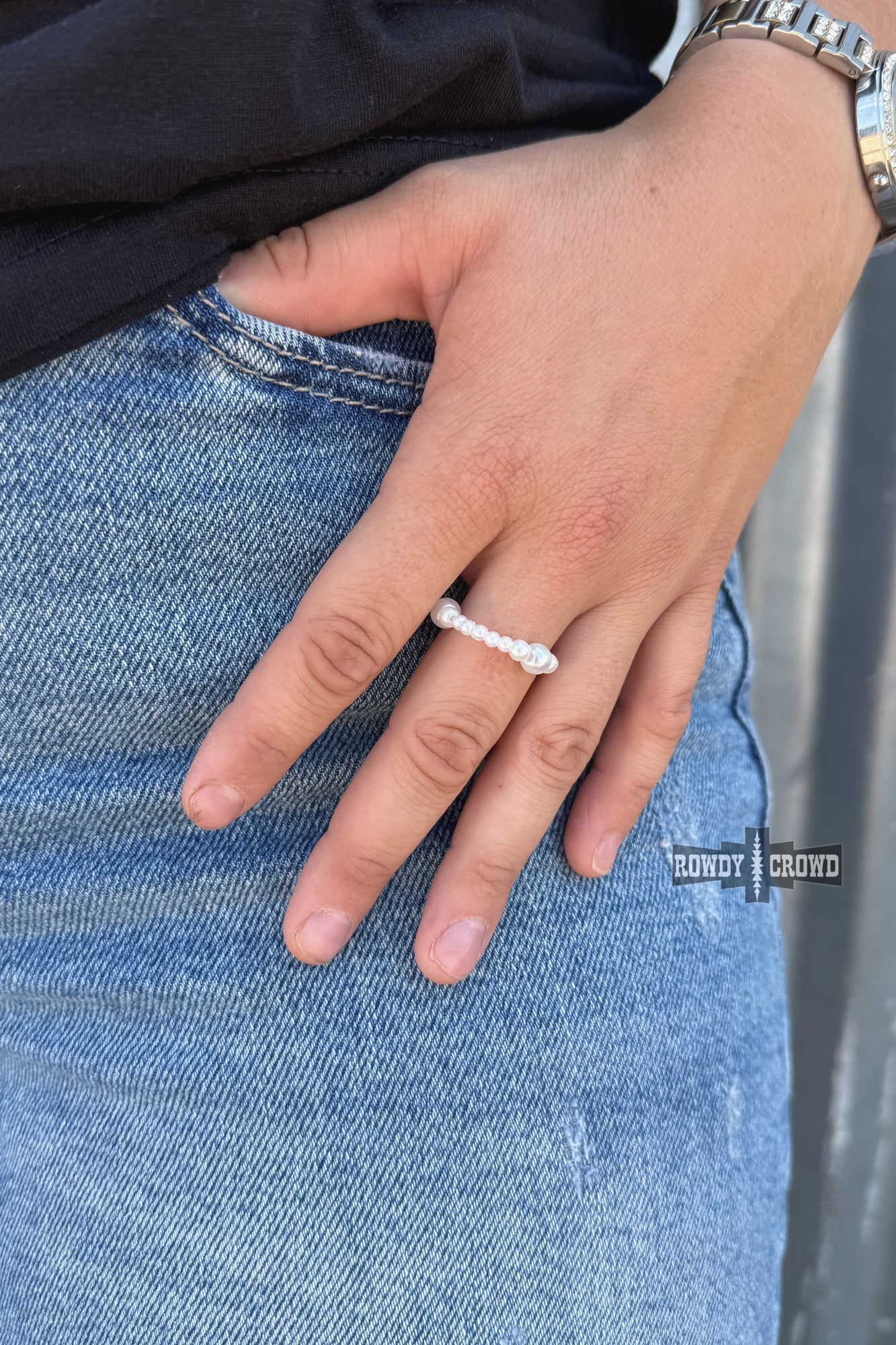 DS Punchy Pearl Stretch Ring