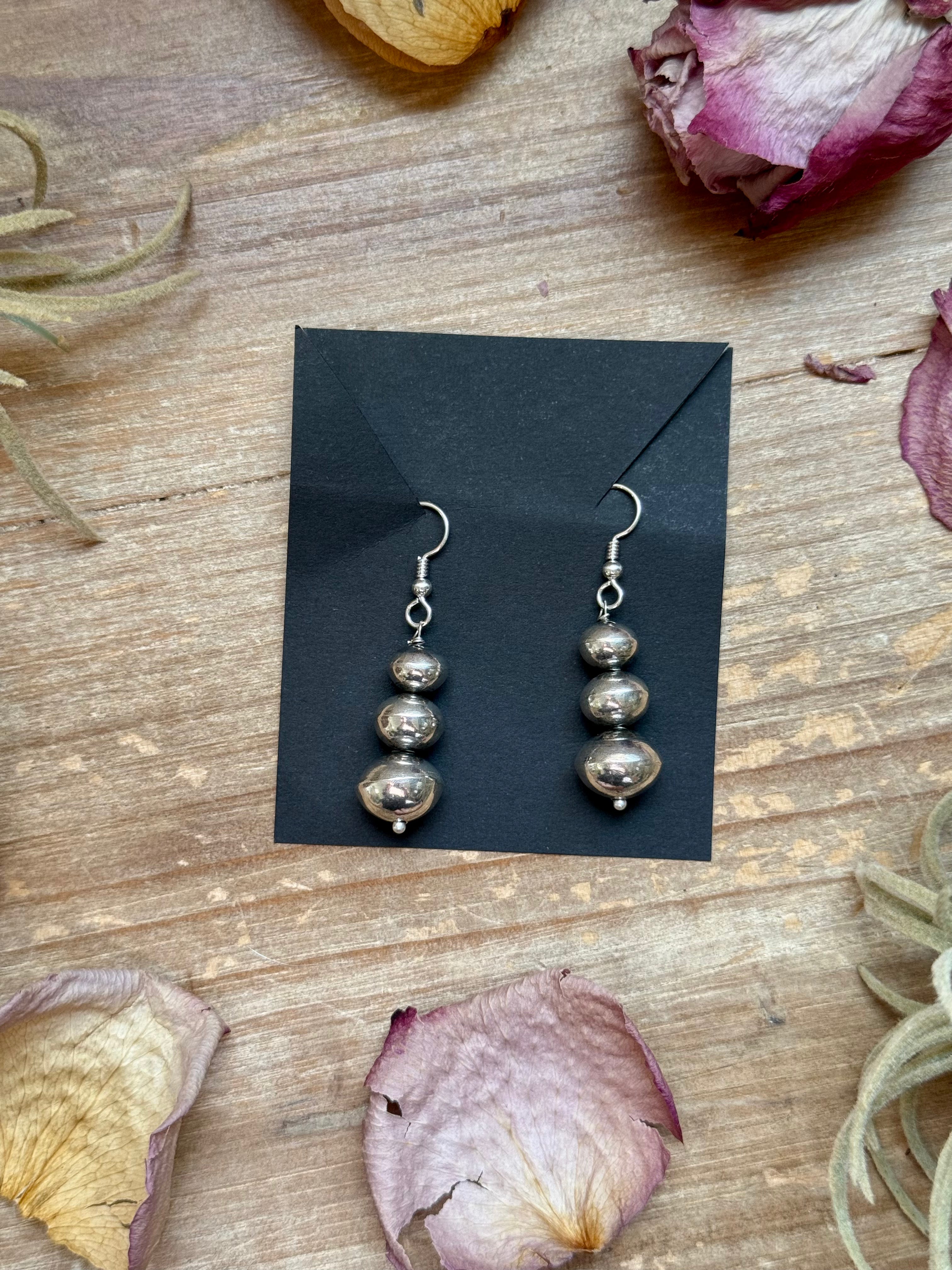 Sterling Silver Tapered Ponca Pearl Dangle Earrings – Artist Jason Ogg