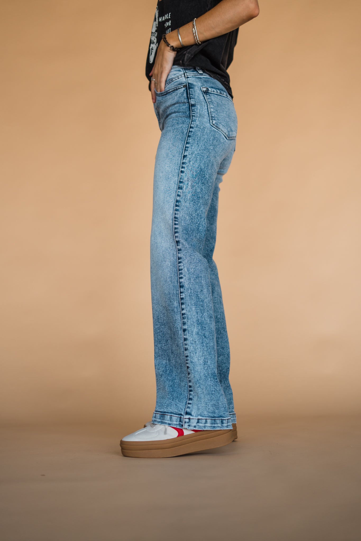 The Beck Kancan Straight Leg Jean