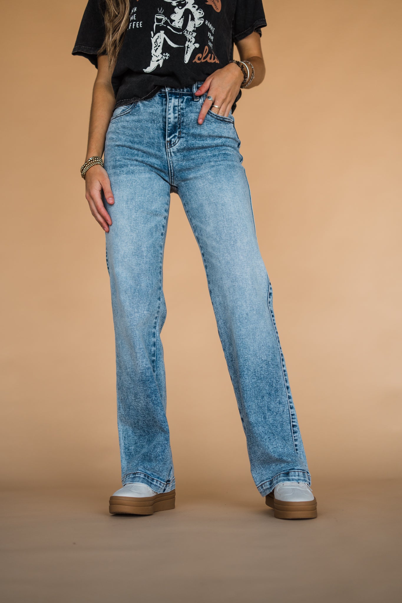 The Beck Kancan Straight Leg Jean