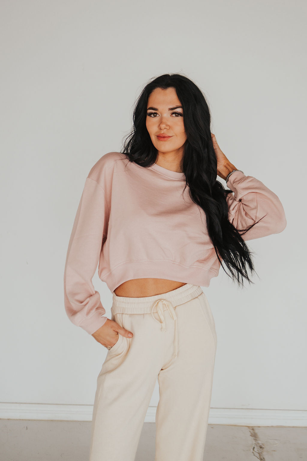 The Leia Sweatshirt in Pink