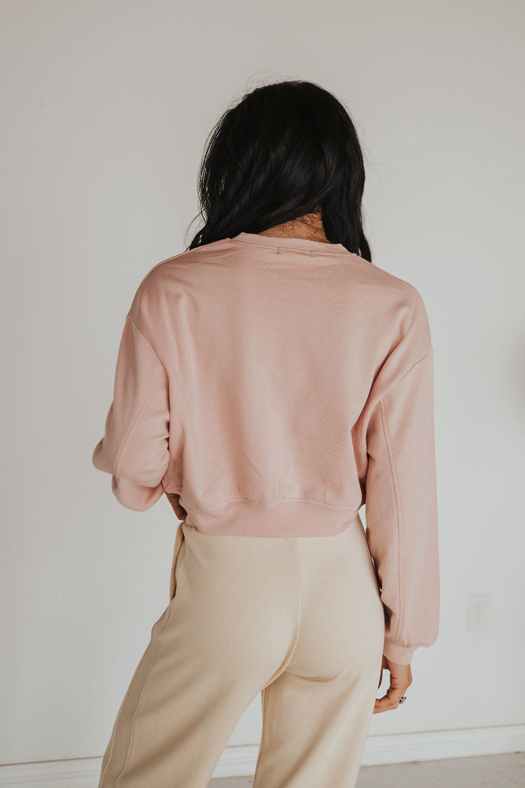 The Leia Sweatshirt in Pink