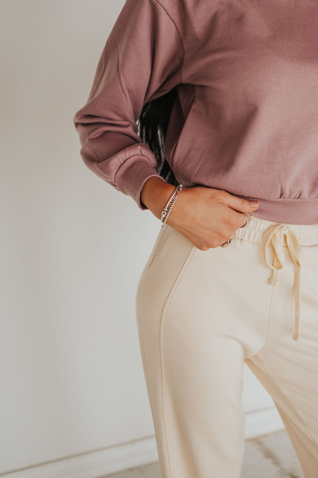 The Team Roper Sweatshirt in Mauve