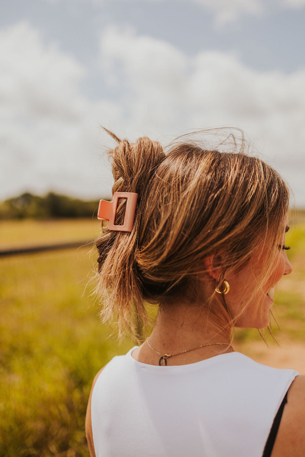 The Scottie Claw Clip in Mellow Peach