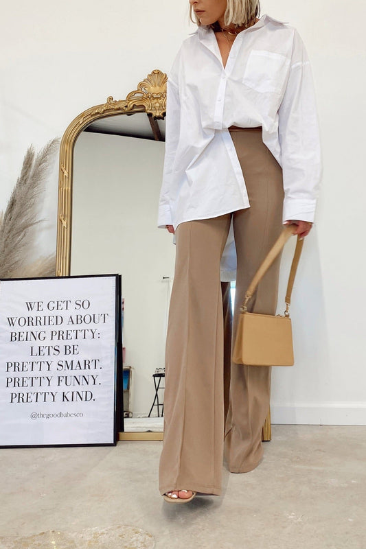 The Zoey Stretch Trouser in Taupe