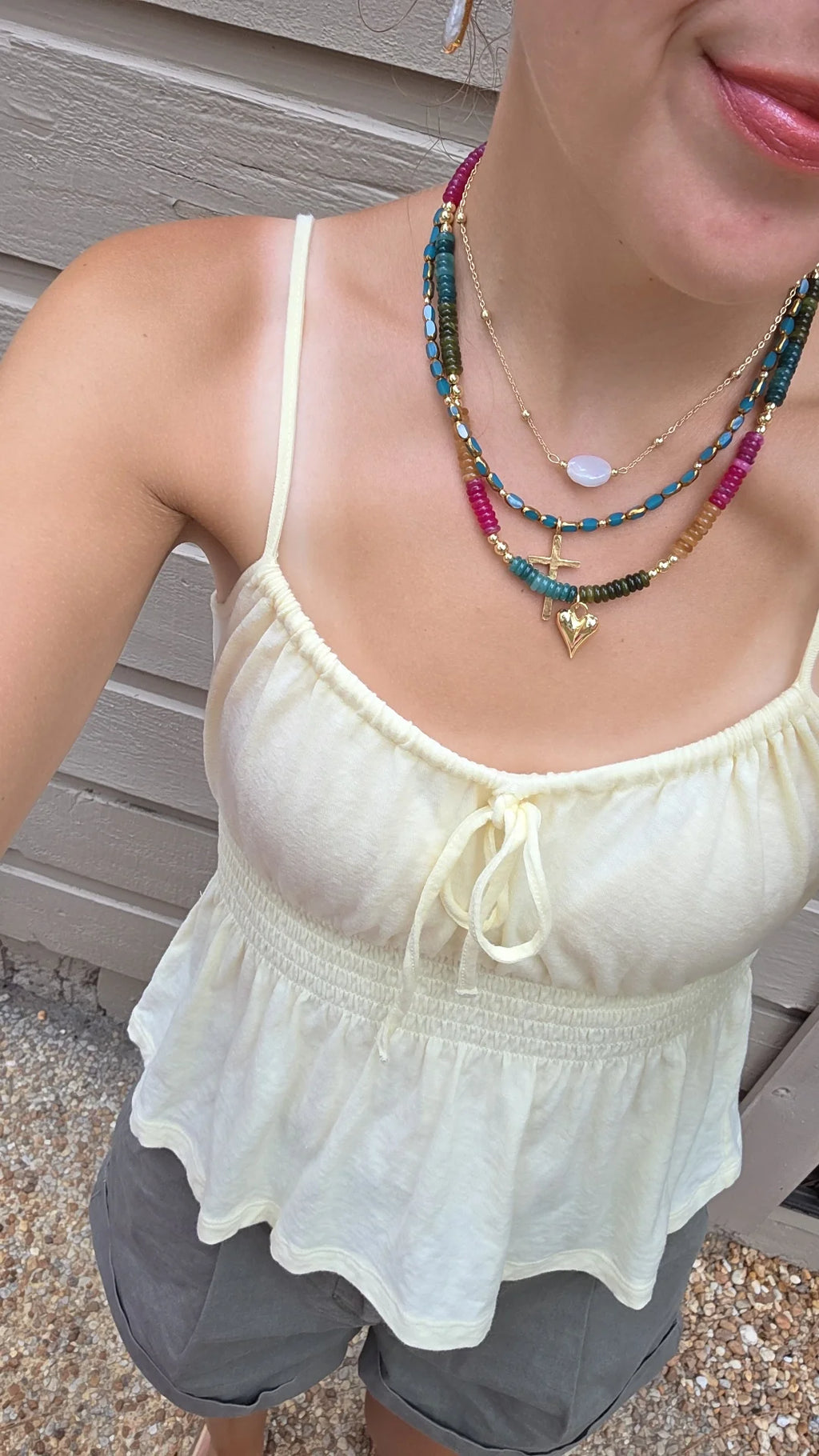 Your a pearl necklace in gold