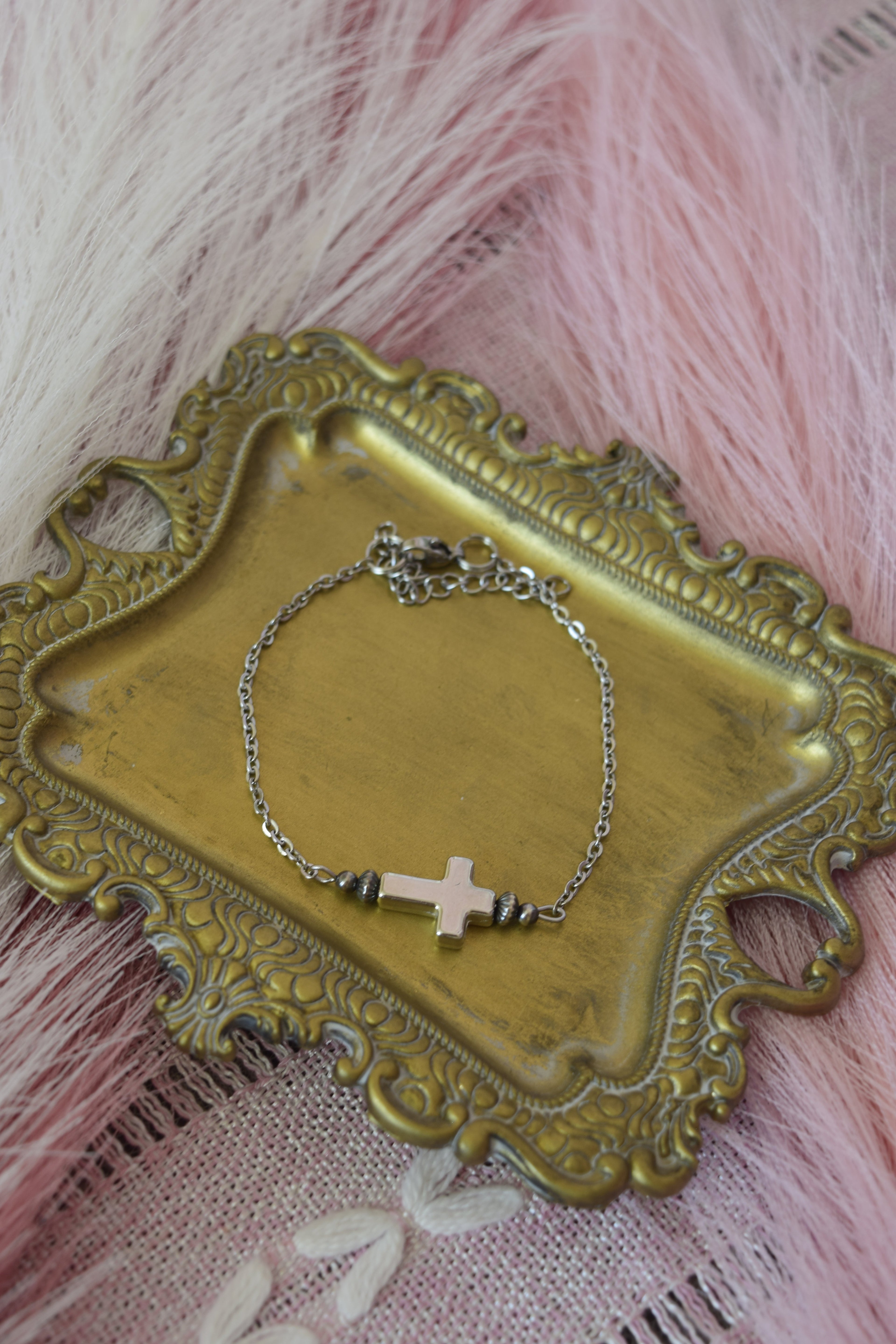He loves you most bracelet