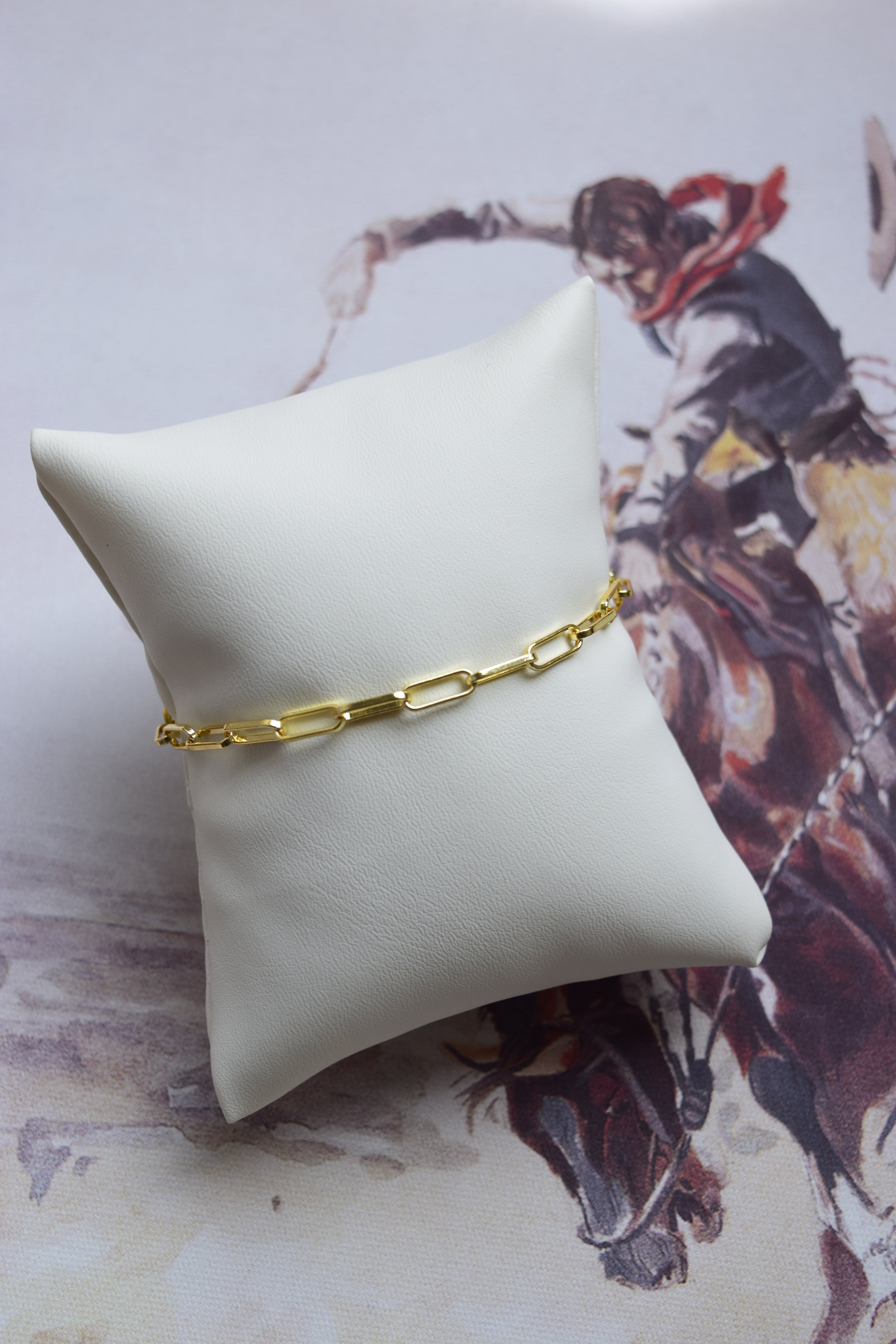 Dainty Gold Paperclip Bracelet