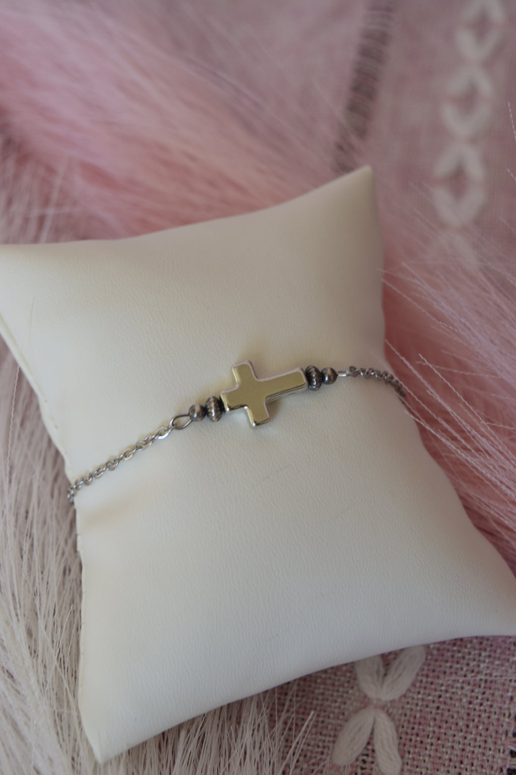 He loves you most bracelet
