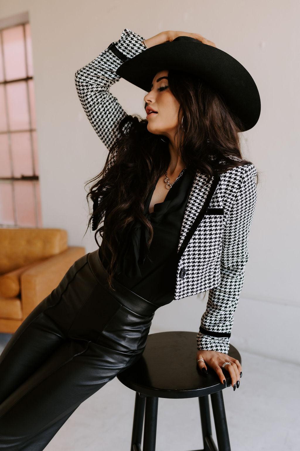 The Harlowe Horsebit Necklace in Silver